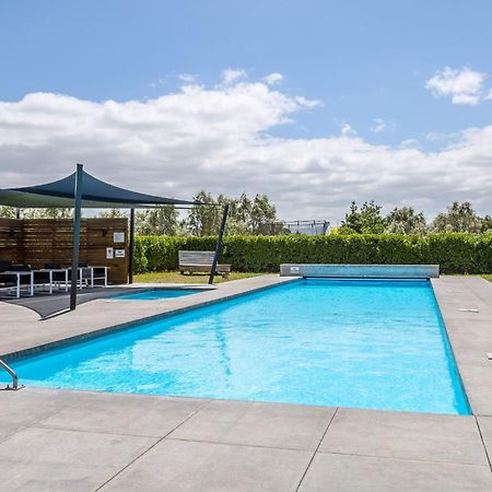 Regent Sanctuary - Martinborough Holiday Home Εξωτερικό φωτογραφία
